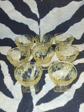 8 Indiana Glass Yellow "Lorain Basket Pattern " Etched Sherbet Dessert Cups -